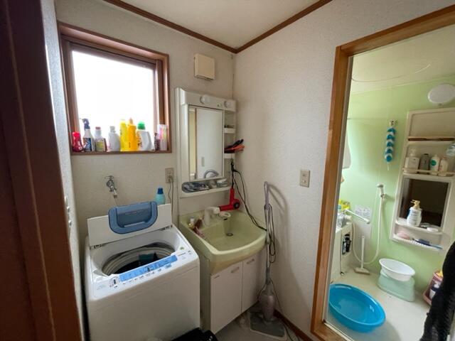 commercial 字鳥小屋