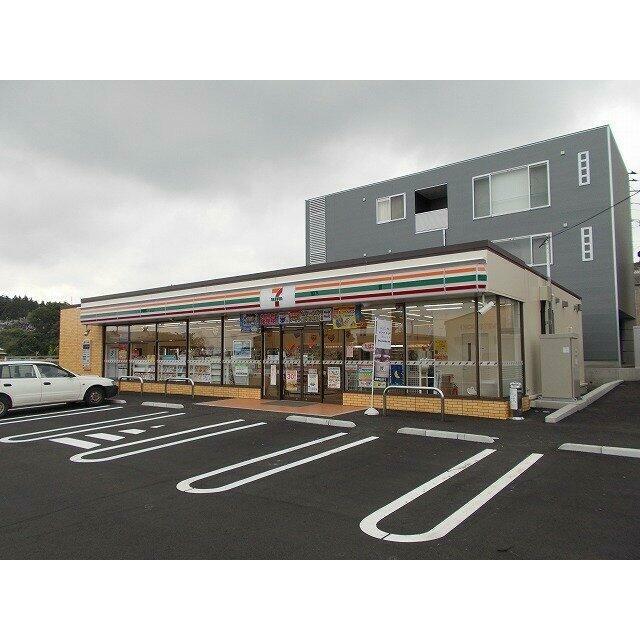セブンイレブン富士市鷹岡本町店まで550m