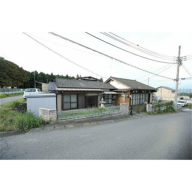 落ち着いた雰囲気の外観です