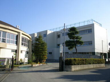 春日部市立幸松小学校