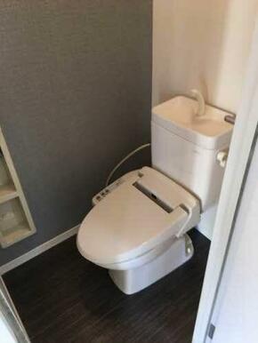 シャワートイレ