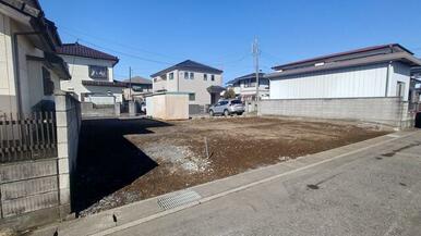 東と西の両面道路で魅力的な立地です