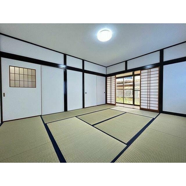 「和室」畳は表替しております