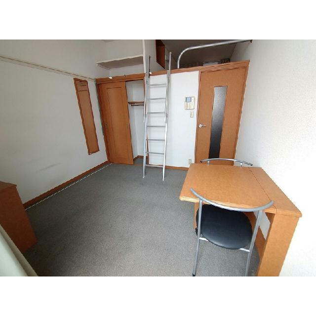 1階はフローリング仕様です。