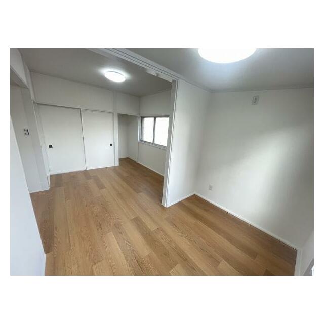 2階東側洋室（3）