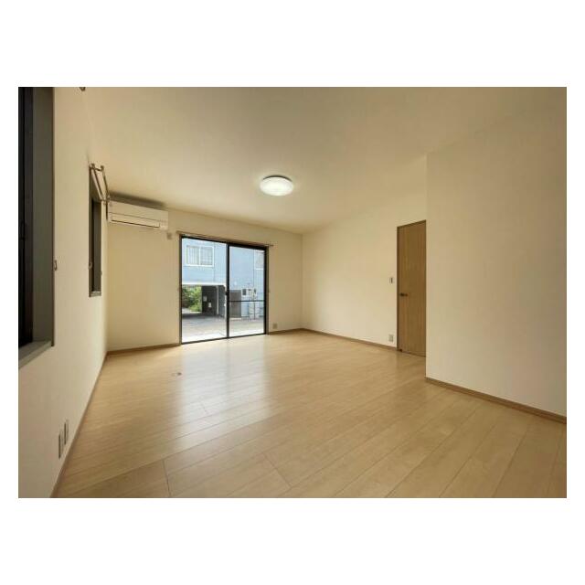 リビングは家族団らんの大切な空間です＾＾