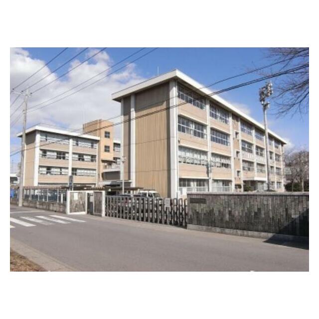 鬼怒中学校　2424ｍ/徒歩31分、車7分