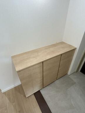 「玄関」シューズBOXがあります。