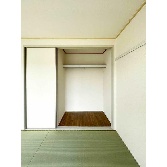 クローゼットです。（ハンガーパイプ付き）