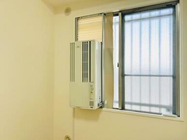 窓用エアコン