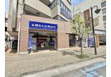 情報提供会社