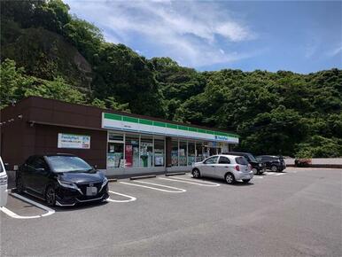 ファミリーマート長崎立岩店