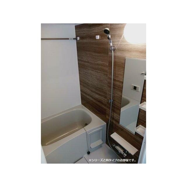 日々の疲れを癒すお風呂付です