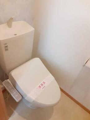 トイレは独立仕様・温水洗浄機能付で快適です★