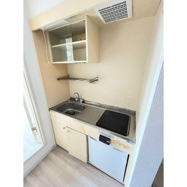 ※ミニ冷蔵庫は撤去されます