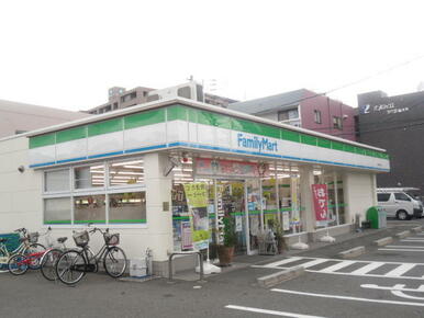 ファミリーマート神松寺二丁目店