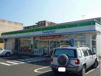ファミリーマート