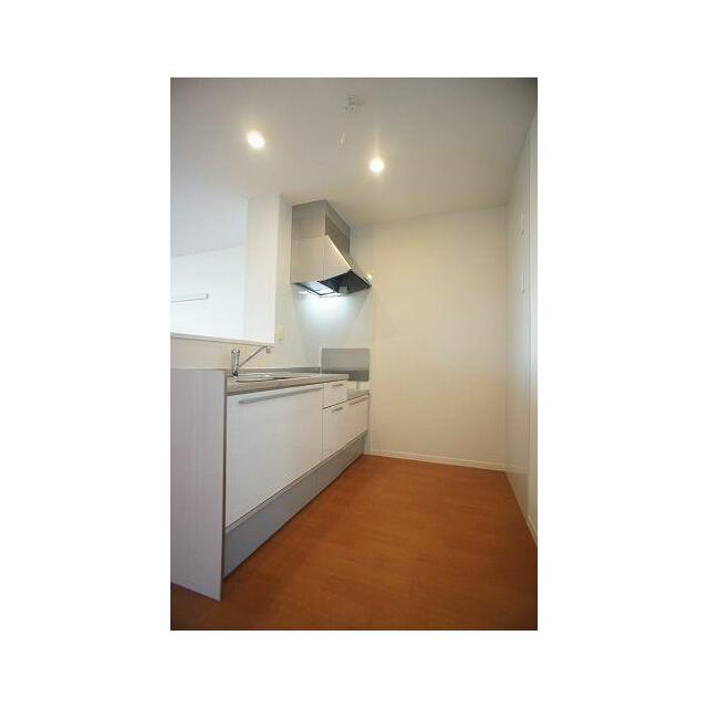 【キッチン】家族との会話を楽しみながら料理が出来るカウンタータイプ♪収納充実のオールスライド引出し…