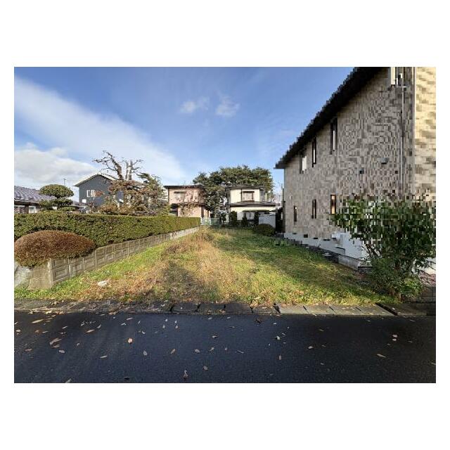 前面道路側から撮影。