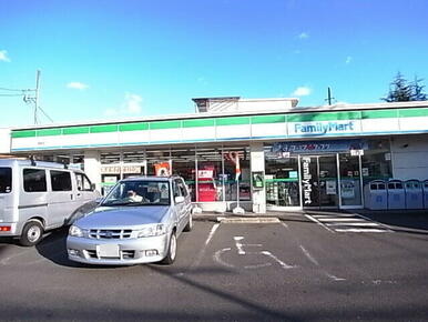 ファミリーマート蔵敷店