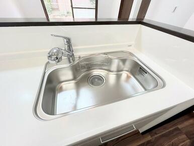 シンク新品交換済み