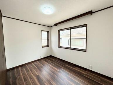 2階北側洋室 約6.3帖