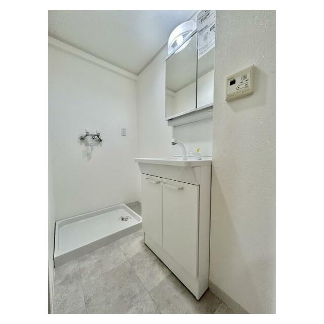 「脱衣所」洗濯置き場あります