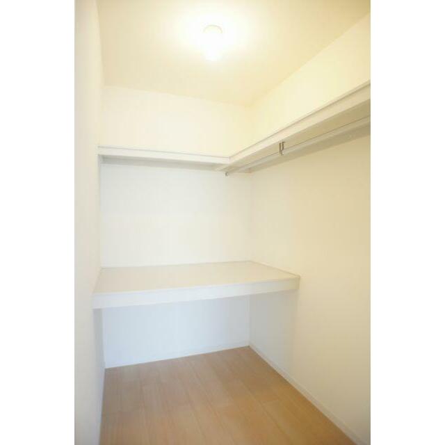 【ＷＩＣ】洋服はもちろん寝具や季節家電、スーツケースなど家中の物をまとめて収納出来ますよ。