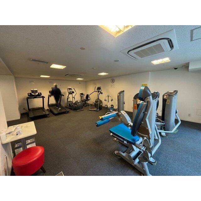 フィットネスルームです。6時～23時までご利用頂けます。