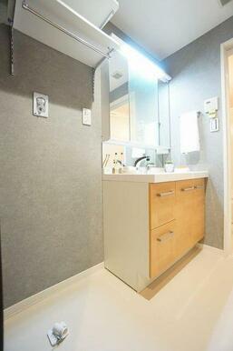 【洗面室】※家具・インテリアはイメージです。