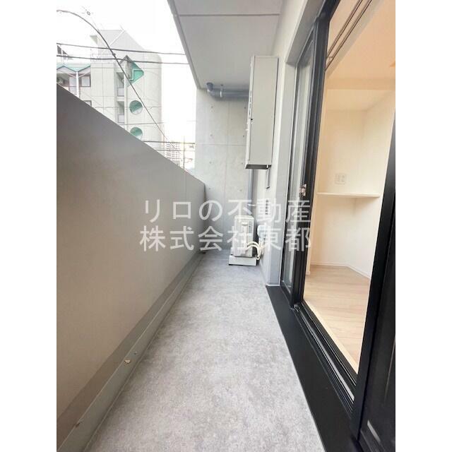 バルコニー付！お天気のいい日は洗濯物も気持ちよく干せますね！