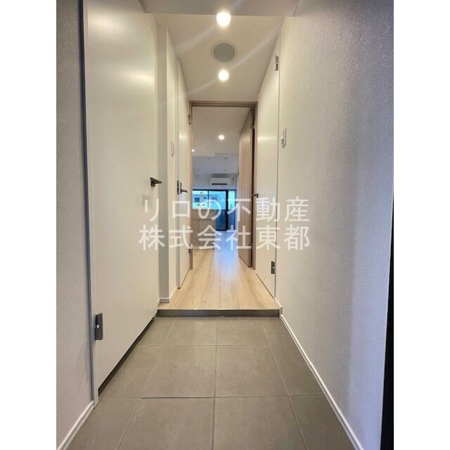 玄関には下駄箱があるのでスッキリとした空間を保てます