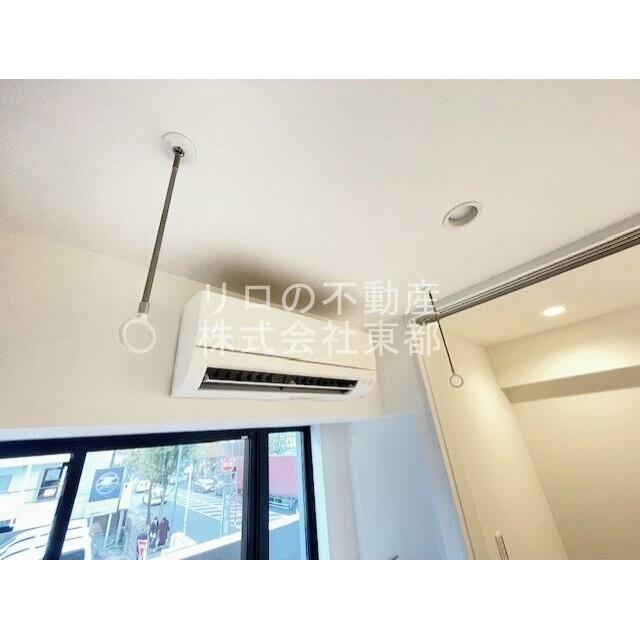 室内物干し用金具付！日中の外出や雨の日のお洗濯に便利☆