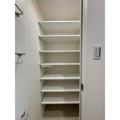 シューズボックス