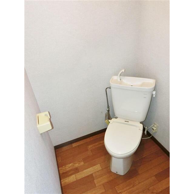 ウォシュレット付きです。