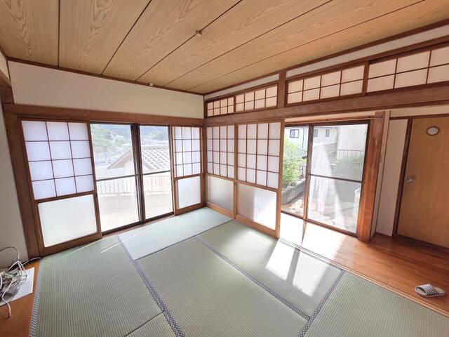 物件画像 北九州市門司区 寺内１丁目 (小森江駅) 2階建 4LDK