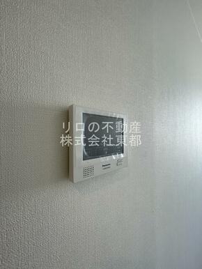 TVモニター付インターホンがあるので訪問者が一目でわかります