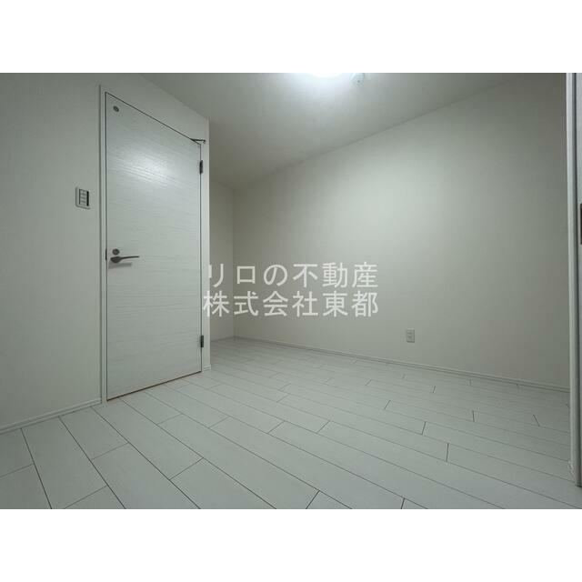 明るい色合いのフローリング(♪)優しい雰囲気の室内です☆