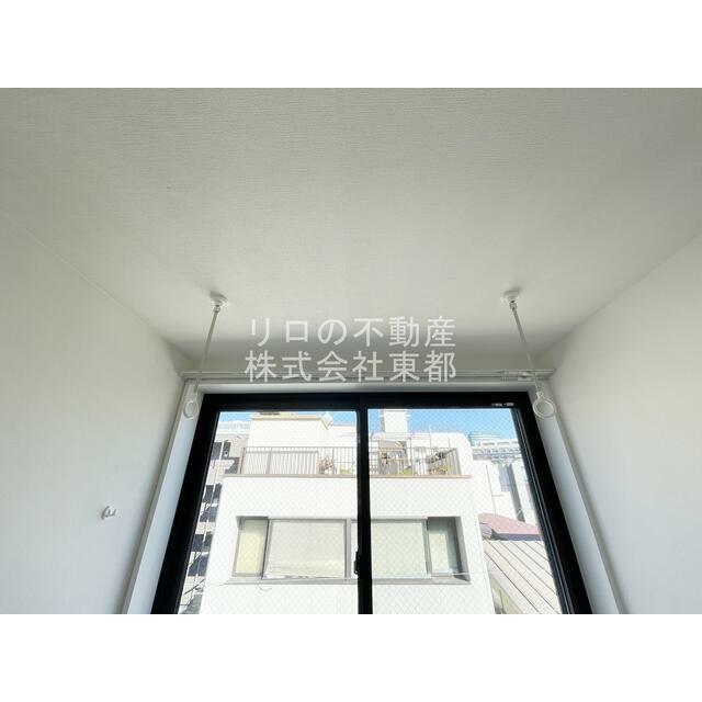 室内物干し用金具付！日中の外出や雨の日のお洗濯に便利☆