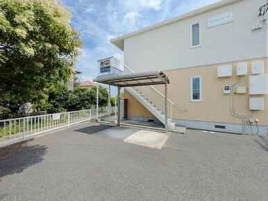 入居者用の共用駐輪場がございます。