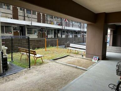 マンション内公園
