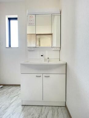 水が流れやすく汚れがたまりにくい設計でお手入れもらくらくです！