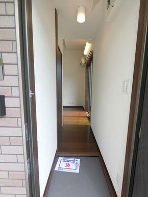 (参考)同一建物内の他の部屋の写真となります。