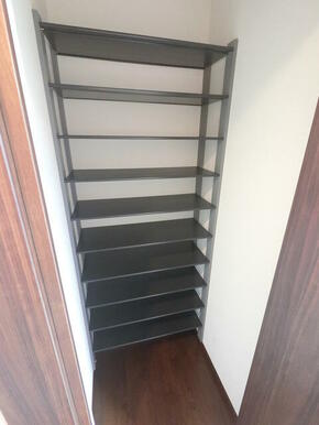 (参考)同一建物内の他の部屋の写真となります。