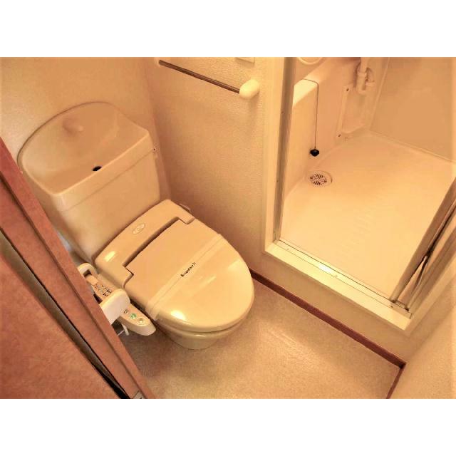 「同タイプの部屋の写真です」「現況優先」