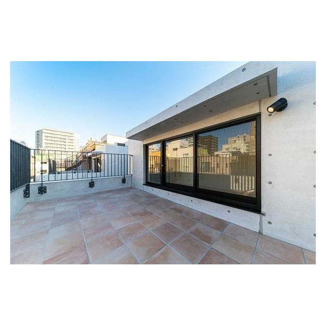 ルーフバルコニー