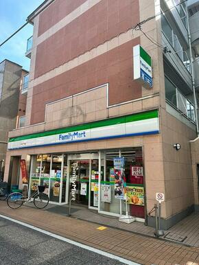 ファミリーマート木月三丁目店