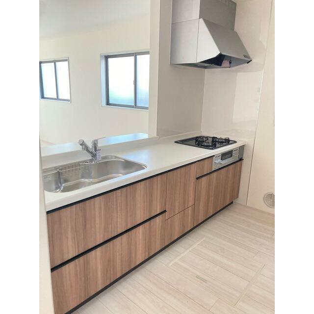 コンロ数が増えると手の込んだ料理に思わずチャレンジしてみたくなる！？（2号棟）