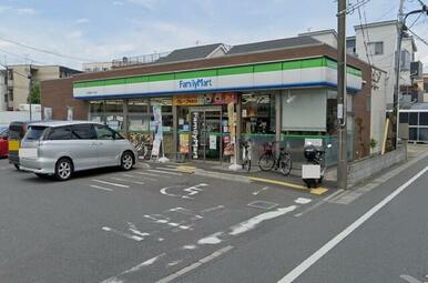 ファミマ　戸田美女木1丁目店