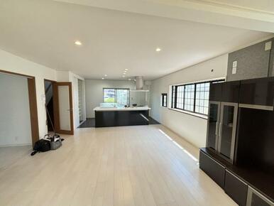 ２３帖あり開放的な空間